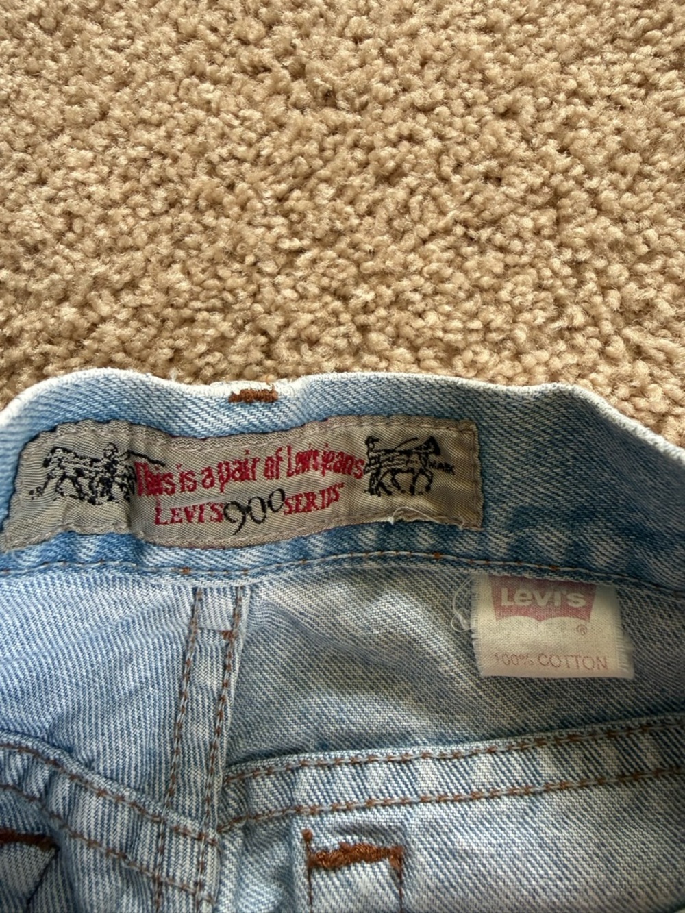 Vintage Levi’s 900 Series Light Wash Denim Jeans size 24 - Picture 6 of 9